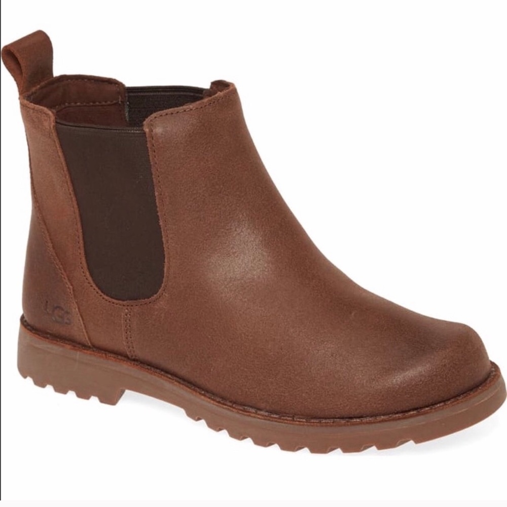 UGG CALLUM CHOCOLATE BROWN Water Resistant